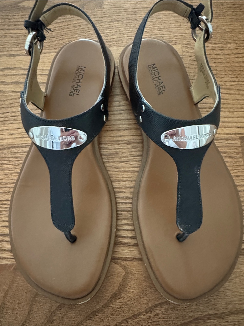 MK sandels